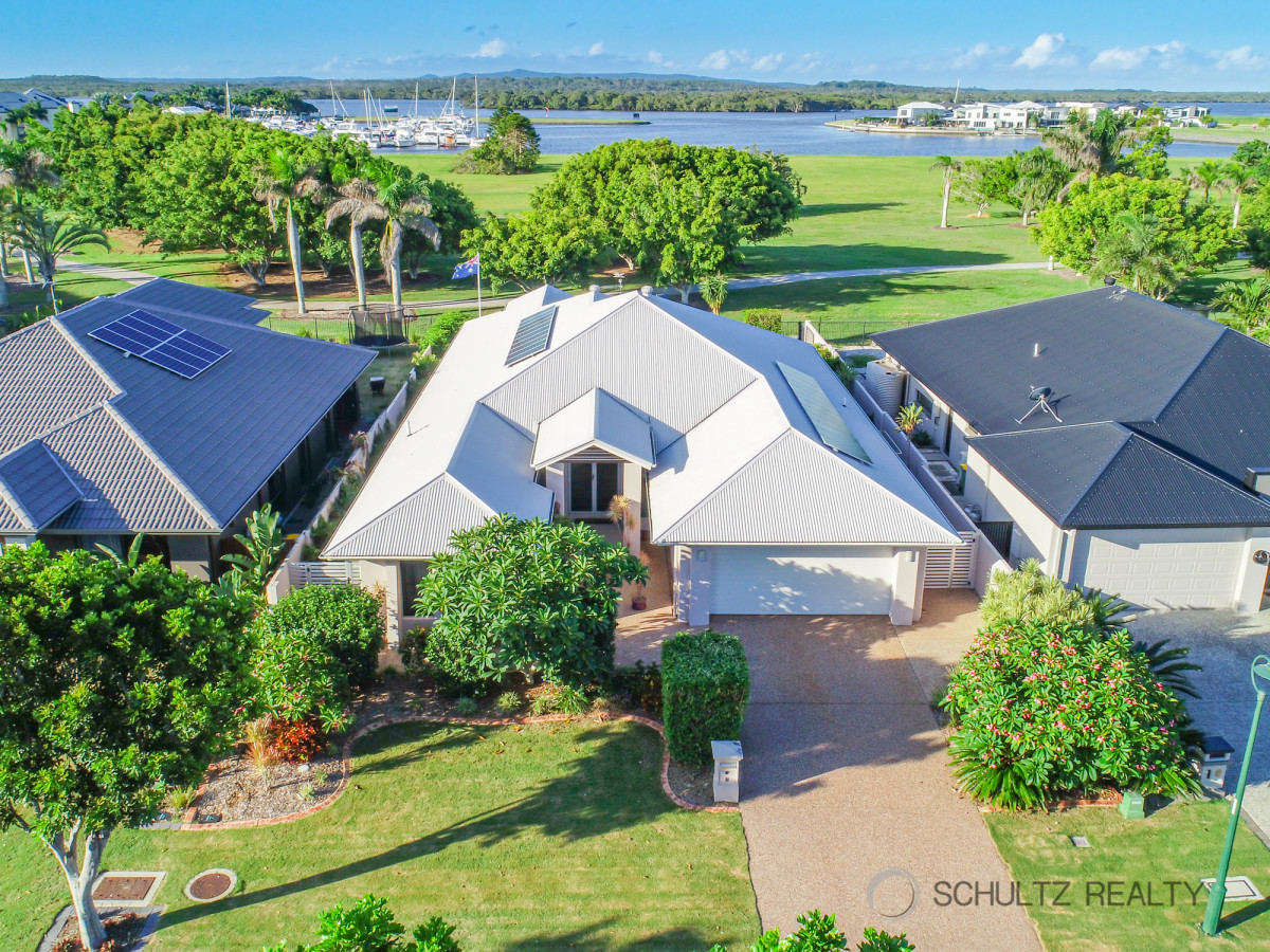 8 Marina Parade, Jacobs Well, Australia 4208, 4 Bedrooms Bedrooms, ,2 BathroomsBathrooms,House,Sold,Marina Parade,1203