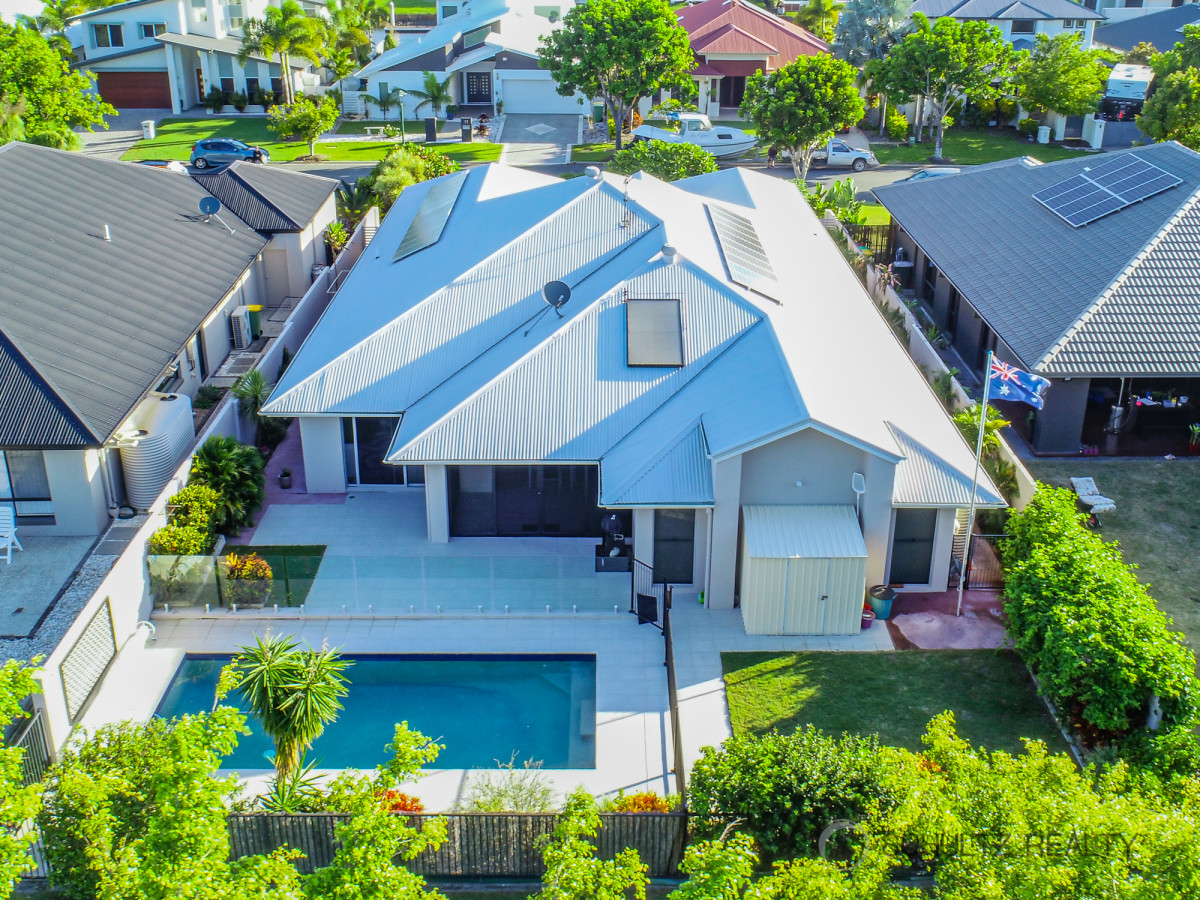 8 Marina Parade, Jacobs Well, Australia 4208, 4 Bedrooms Bedrooms, ,2 BathroomsBathrooms,House,Sold,Marina Parade,1203