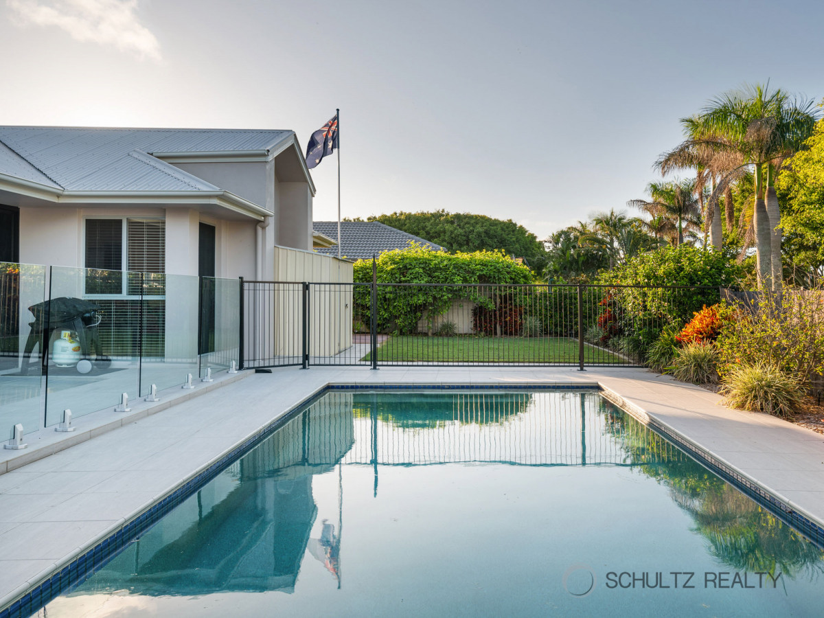 8 Marina Parade, Jacobs Well, Australia 4208, 4 Bedrooms Bedrooms, ,2 BathroomsBathrooms,House,Sold,Marina Parade,1203