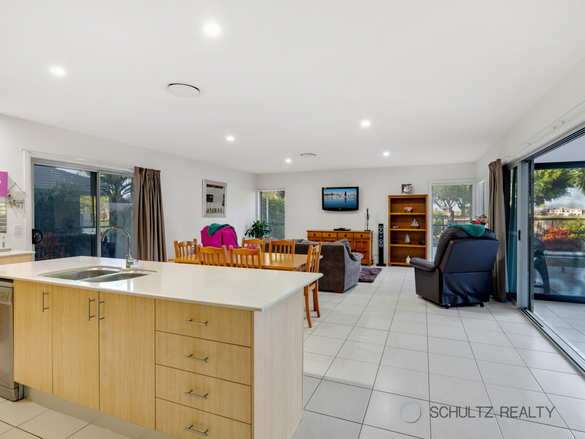 8 Marina Parade, Jacobs Well, Australia 4208, 4 Bedrooms Bedrooms, ,2 BathroomsBathrooms,House,Sold,Marina Parade,1203