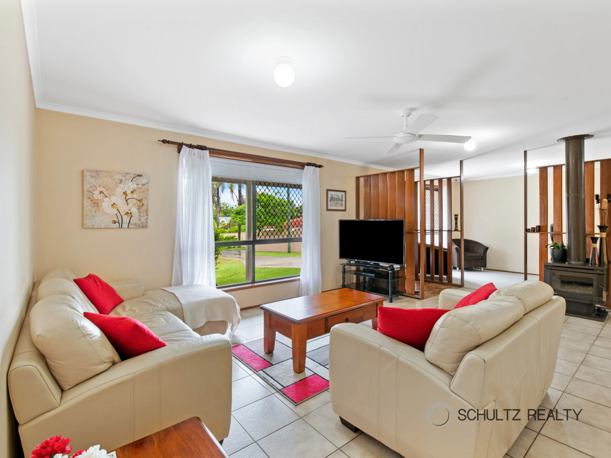 7 Eastwell Court, Mount Warren Park, Australia 4207, 5 Bedrooms Bedrooms, ,2 BathroomsBathrooms,House,Sold,Eastwell Court,1204