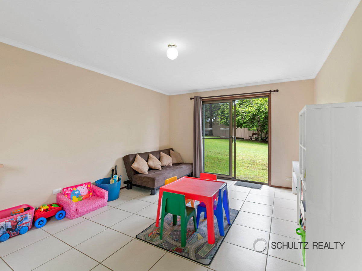 7 Eastwell Court, Mount Warren Park, Australia 4207, 5 Bedrooms Bedrooms, ,2 BathroomsBathrooms,House,Sold,Eastwell Court,1204