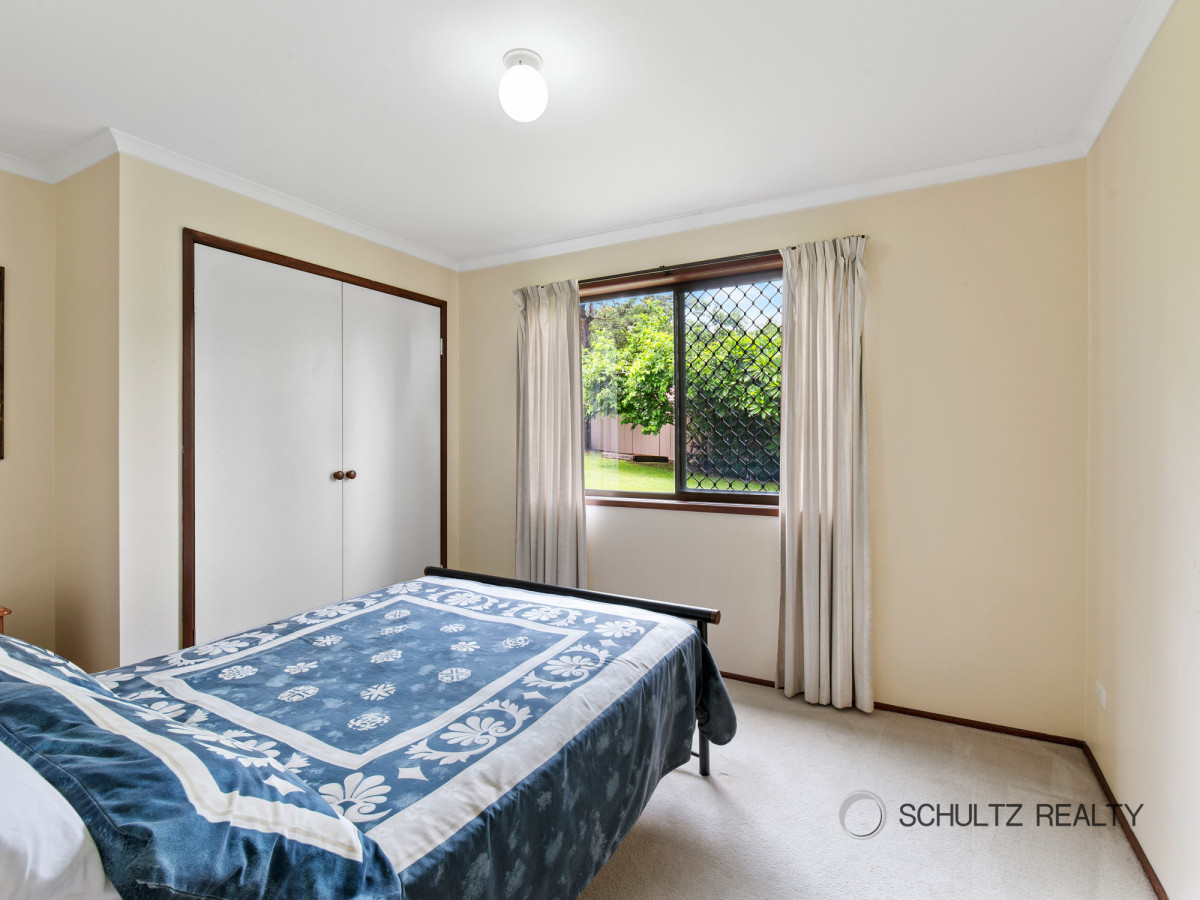 7 Eastwell Court, Mount Warren Park, Australia 4207, 5 Bedrooms Bedrooms, ,2 BathroomsBathrooms,House,Sold,Eastwell Court,1204