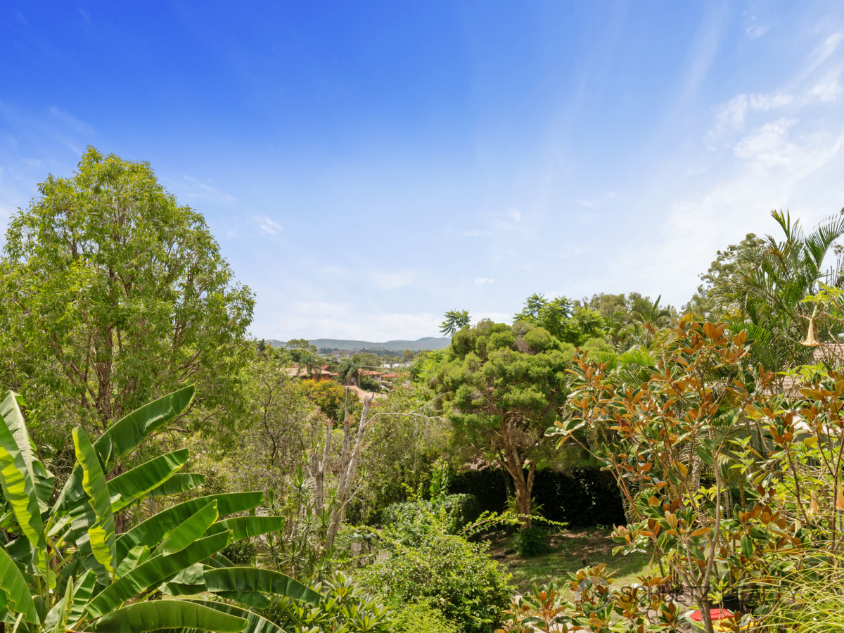 9 Lyn Court, Mount Warren Park, Australia 4207, 4 Bedrooms Bedrooms, ,2 BathroomsBathrooms,House,Sold,Lyn Court,1207