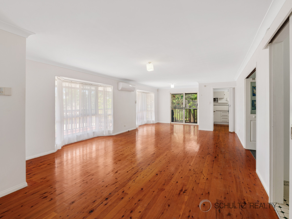 9 Lyn Court, Mount Warren Park, Australia 4207, 4 Bedrooms Bedrooms, ,2 BathroomsBathrooms,House,Sold,Lyn Court,1207
