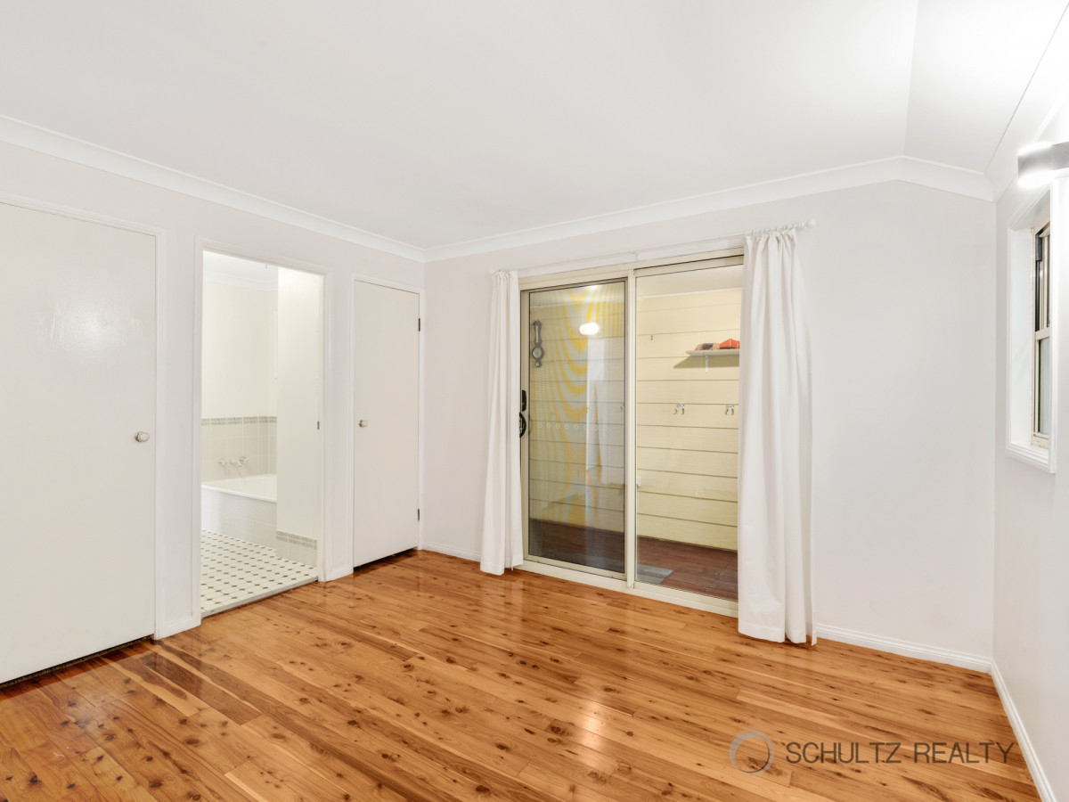 9 Lyn Court, Mount Warren Park, Australia 4207, 4 Bedrooms Bedrooms, ,2 BathroomsBathrooms,House,Sold,Lyn Court,1207
