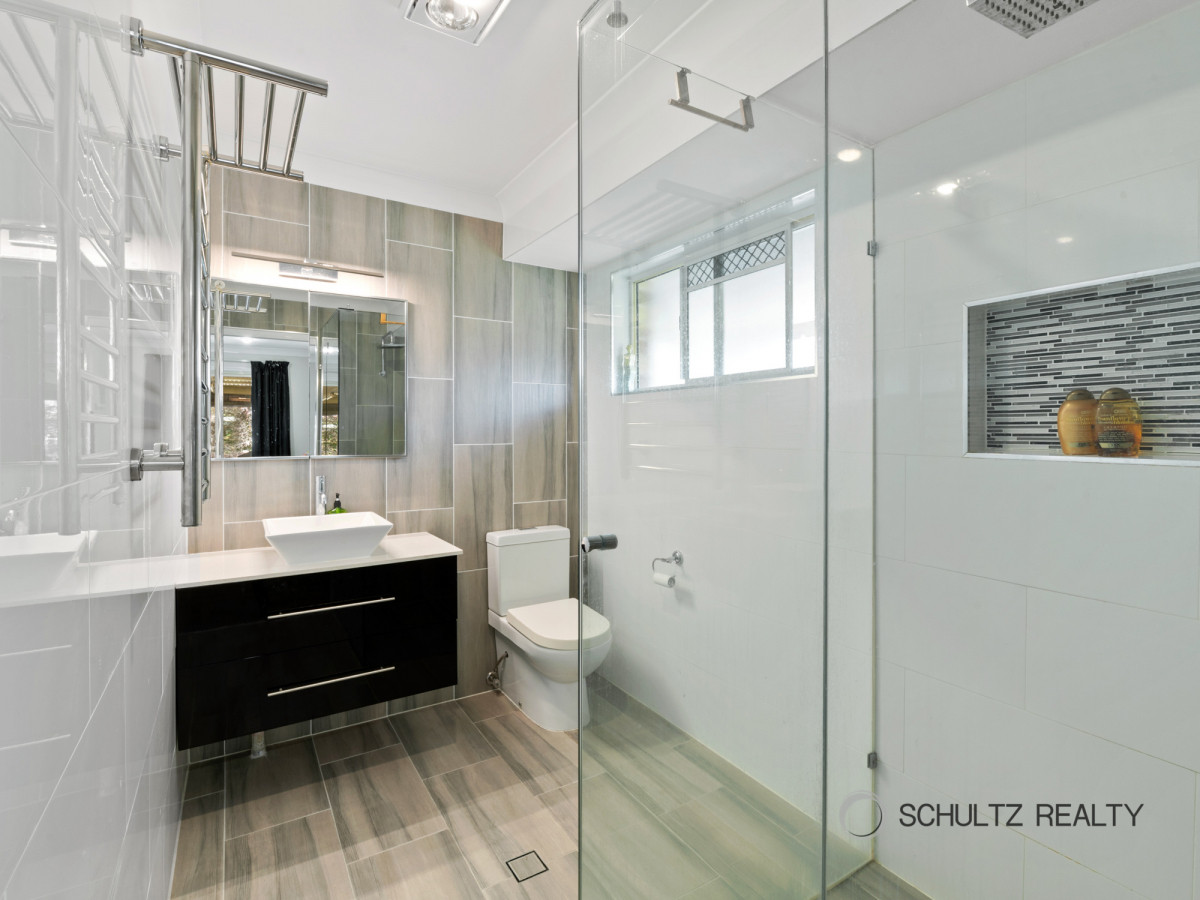 15 Shona Court, Mount Warren Park, Australia 4207, 4 Bedrooms Bedrooms, ,2 BathroomsBathrooms,House,Sold,Shona Court,1206