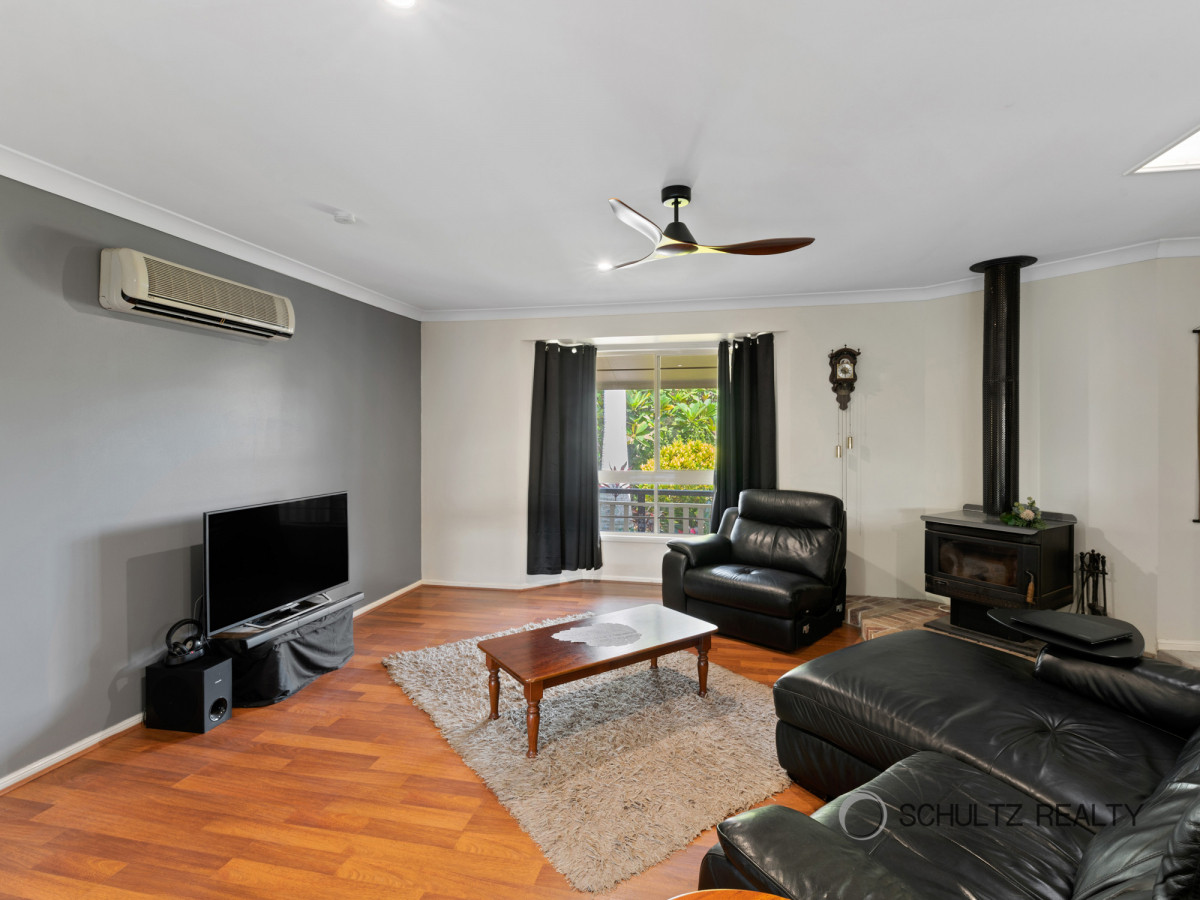 15 Shona Court, Mount Warren Park, Australia 4207, 4 Bedrooms Bedrooms, ,2 BathroomsBathrooms,House,Sold,Shona Court,1206