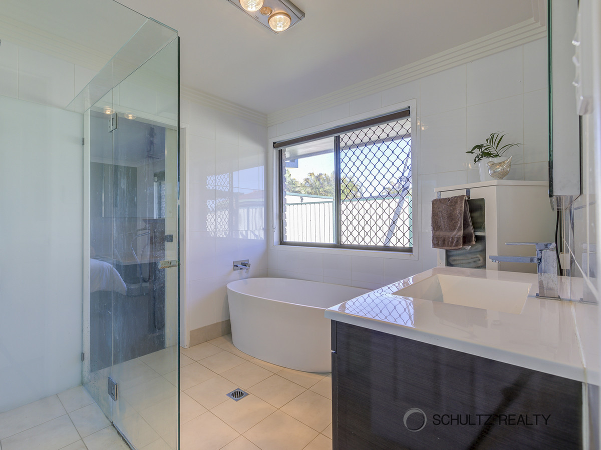38 Merrow Street, Mount Warren Park, Australia 4207, 3 Bedrooms Bedrooms, ,1 BathroomBathrooms,House,Sold,Merrow Street,1209