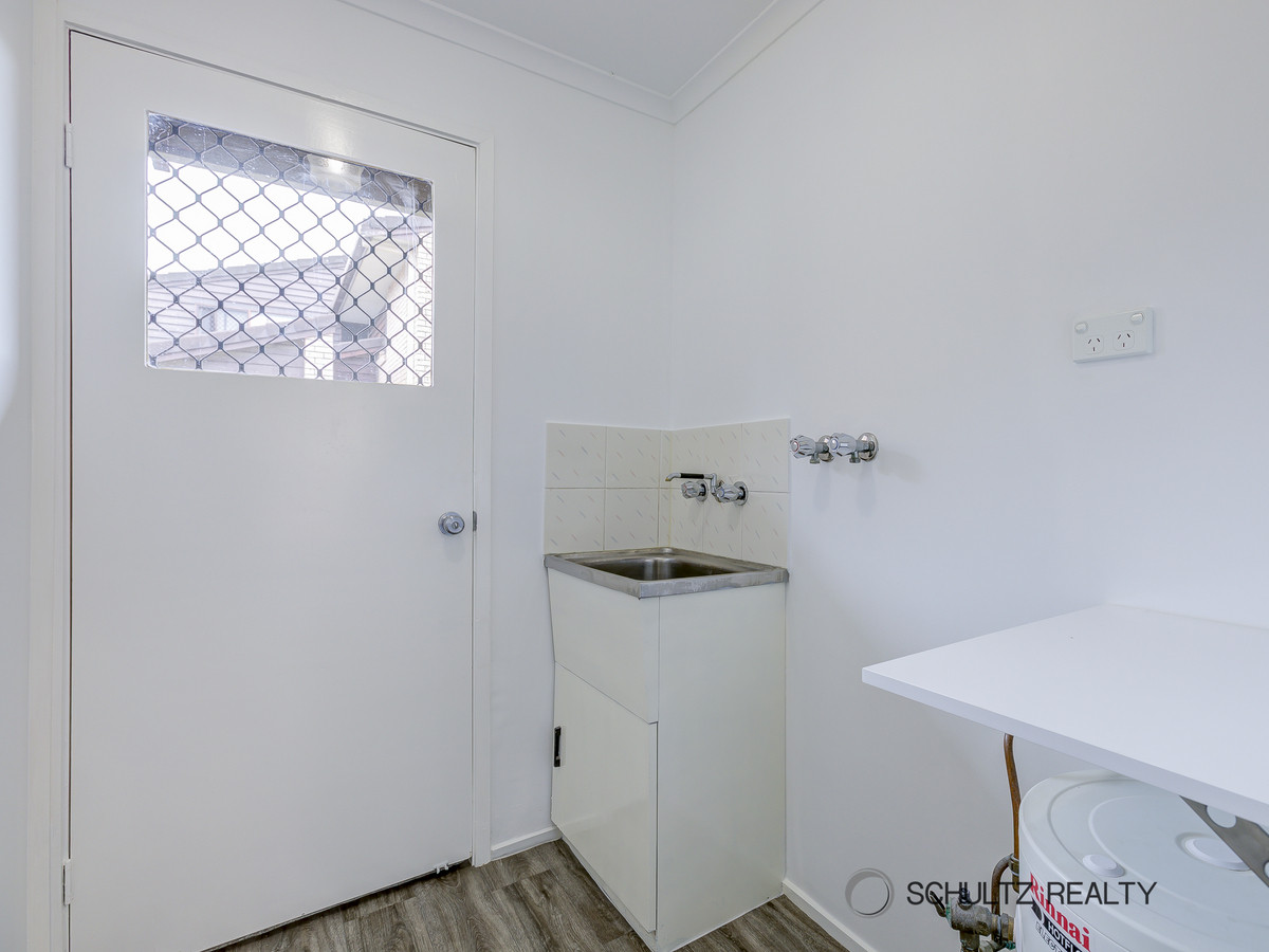 24 Cotswold Street, Mount Warren Park, Australia 4207, 3 Bedrooms Bedrooms, ,1 BathroomBathrooms,Apartment,Sold,Cotswold Street,1212