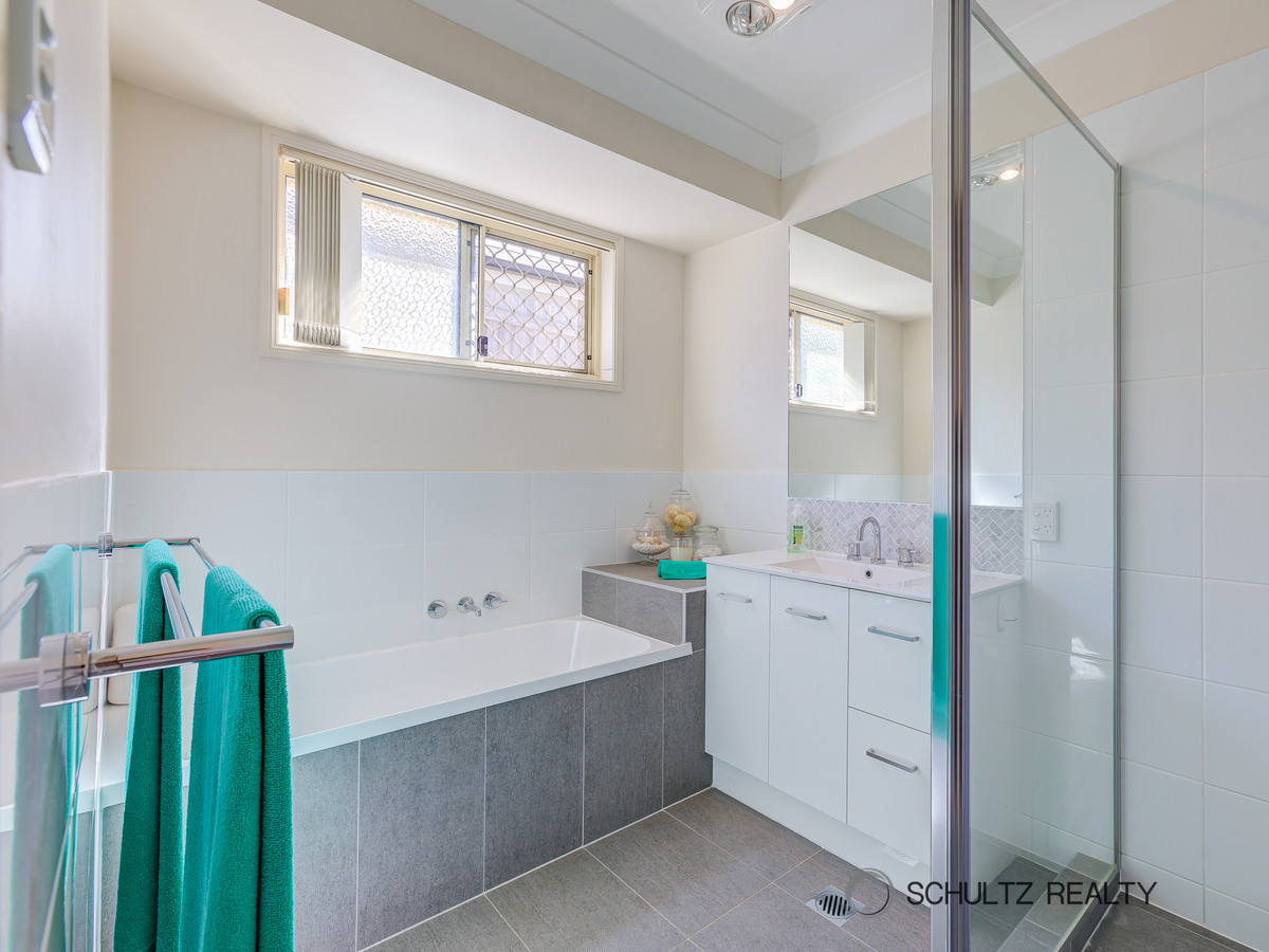 27 Lennon Drive, Windaroo, Australia 4207, 4 Bedrooms Bedrooms, ,2 BathroomsBathrooms,House,Sold,Lennon Drive,1213
