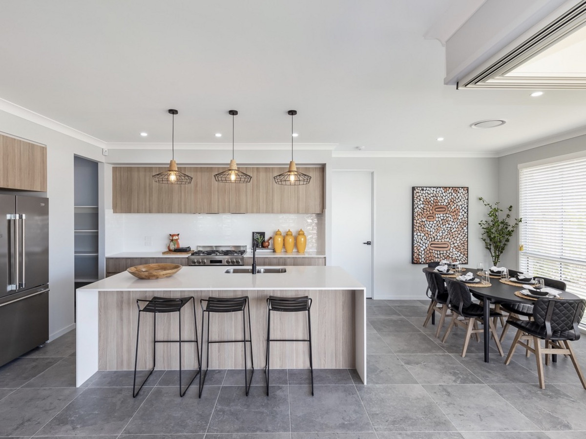 40 Bronzewing Circuit, Bahrs Scrub, Australia 4207, 4 Bedrooms Bedrooms, ,2 BathroomsBathrooms,House,Sold,Bronzewing Circuit,1215