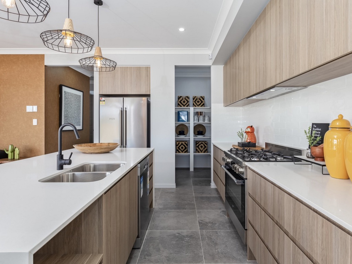 40 Bronzewing Circuit, Bahrs Scrub, Australia 4207, 4 Bedrooms Bedrooms, ,2 BathroomsBathrooms,House,Sold,Bronzewing Circuit,1215
