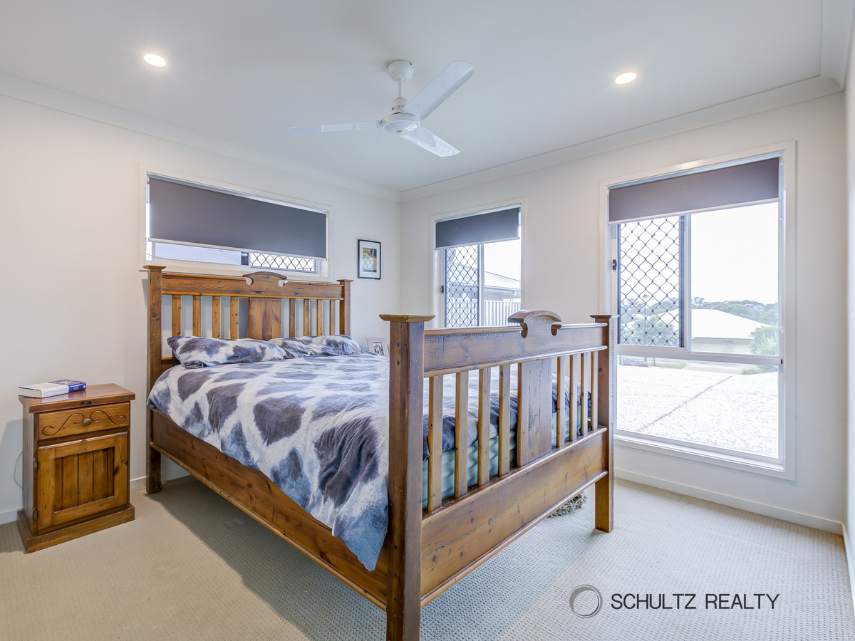 16 Bahrs Point Drive, Bahrs Scrub, Australia 4207, 2 Bedrooms Bedrooms, ,1 BathroomBathrooms,Duplex,Sold,Bahrs Point Drive,1216