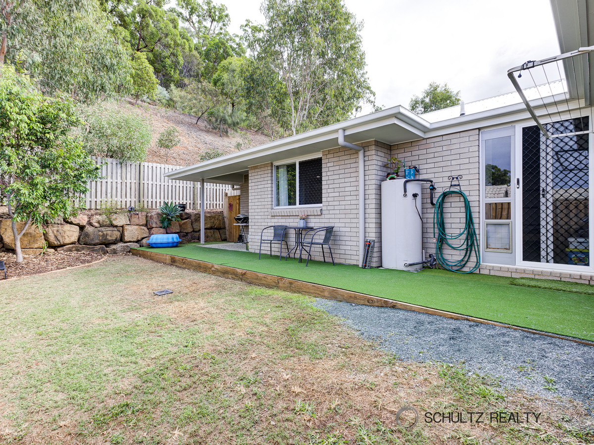 16 Bahrs Point Drive, Bahrs Scrub, Australia 4207, 2 Bedrooms Bedrooms, ,1 BathroomBathrooms,Duplex,Sold,Bahrs Point Drive,1216