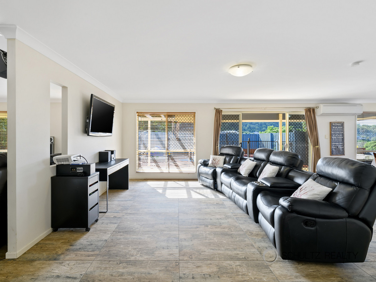 5 Kerwin Court, Mount Warren Park, Australia 4207, 4 Bedrooms Bedrooms, ,2 BathroomsBathrooms,House,Sold,Kerwin Court,1219