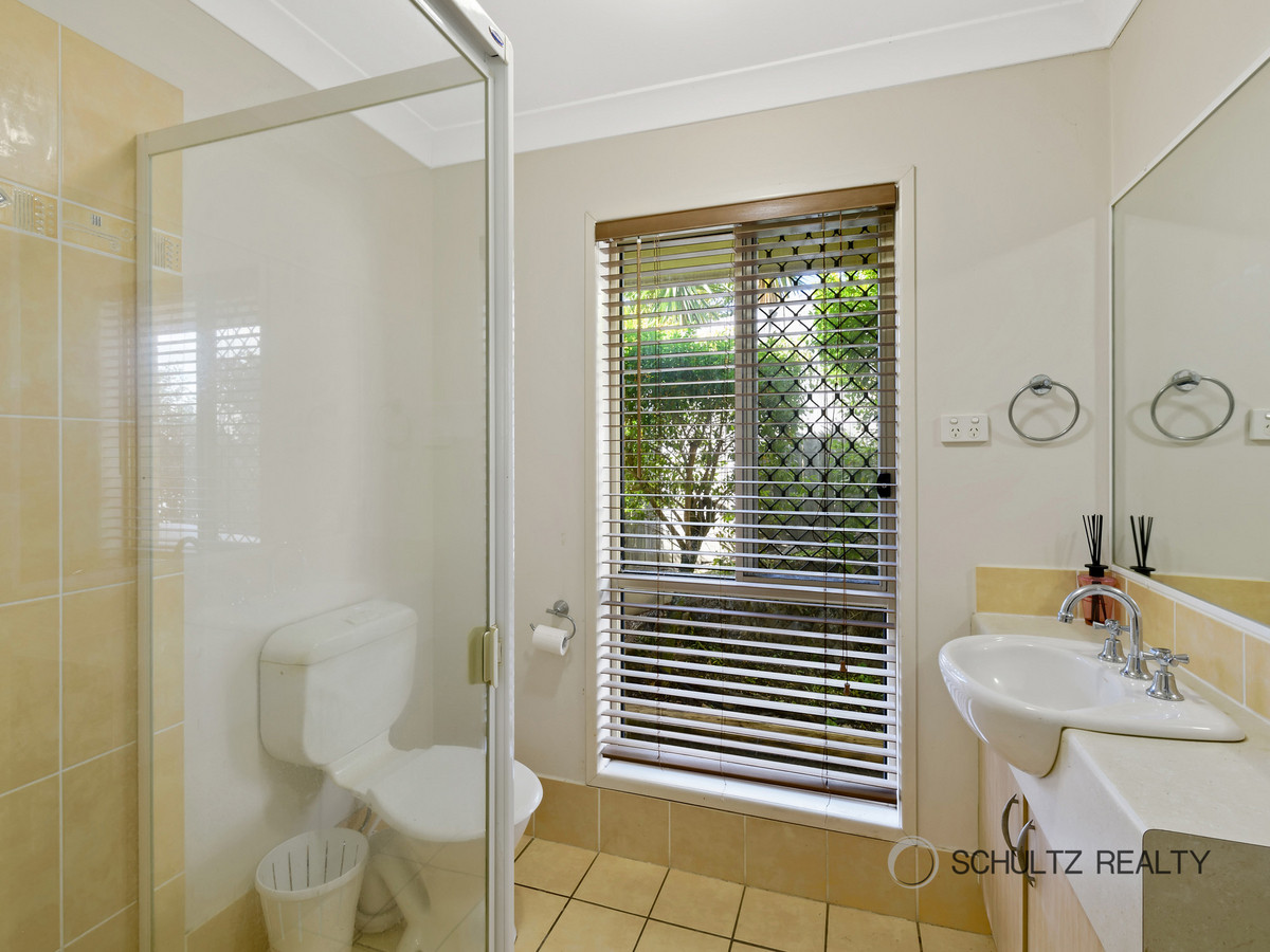 5 Kerwin Court, Mount Warren Park, Australia 4207, 4 Bedrooms Bedrooms, ,2 BathroomsBathrooms,House,Sold,Kerwin Court,1219