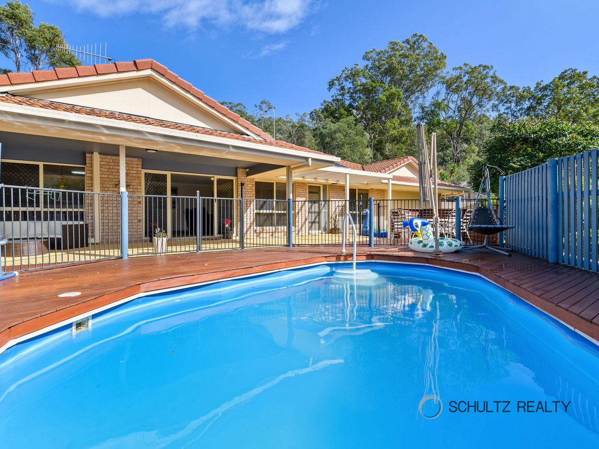 5 Kerwin Court, Mount Warren Park, Australia 4207, 4 Bedrooms Bedrooms, ,2 BathroomsBathrooms,House,Sold,Kerwin Court,1219