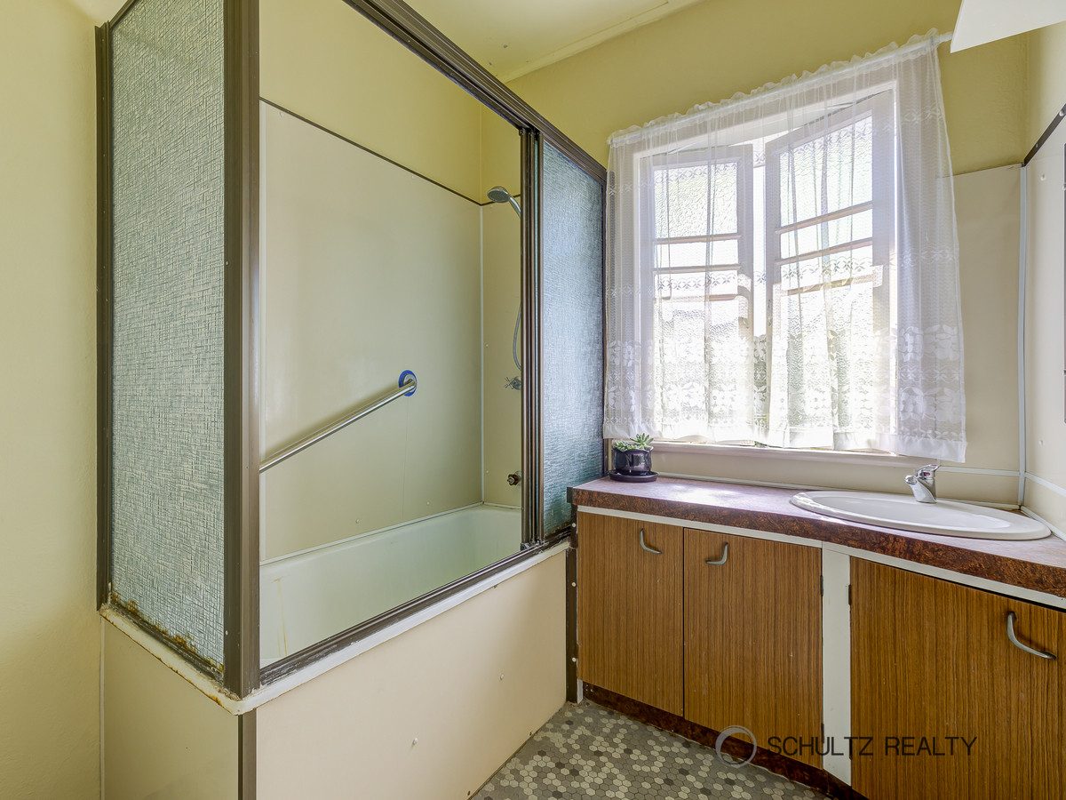 8a Hefferan Street, North Ipswich, Australia 4305, 3 Bedrooms Bedrooms, ,1 BathroomBathrooms,House,Sold,Hefferan Street,1223