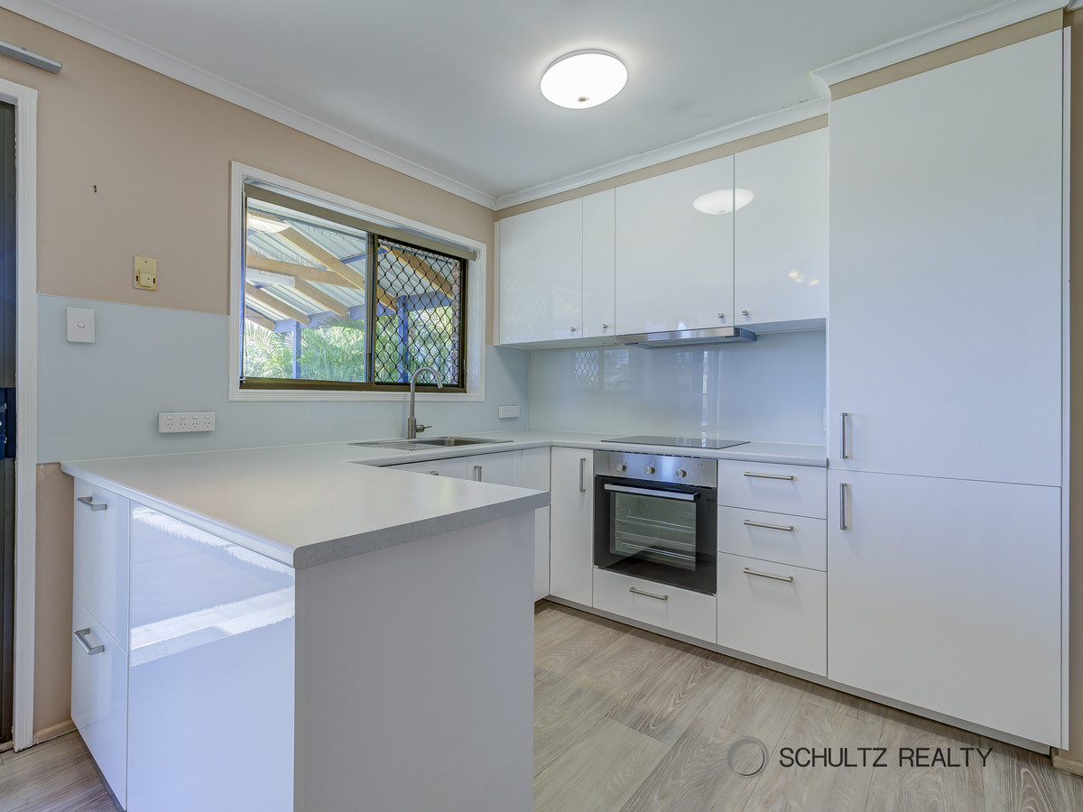 2 Molyu Court, Mount Warren Park, Australia 4207, 3 Bedrooms Bedrooms, ,1 BathroomBathrooms,House,Sold,Molyu Court,1225