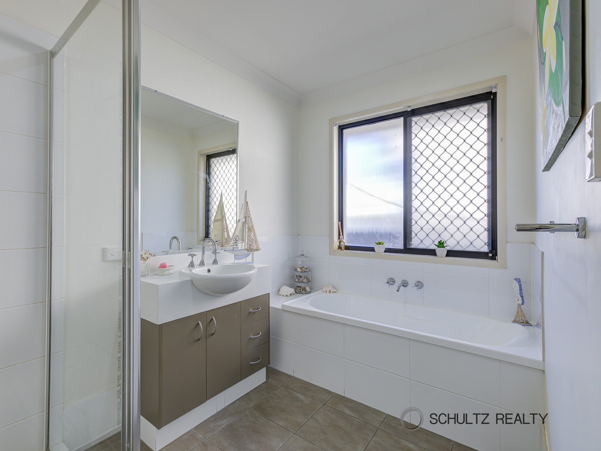 14 Tooloom Court, Waterford, Australia 4133, 4 Bedrooms Bedrooms, ,2 BathroomsBathrooms,House,Sold,Tooloom Court,1226