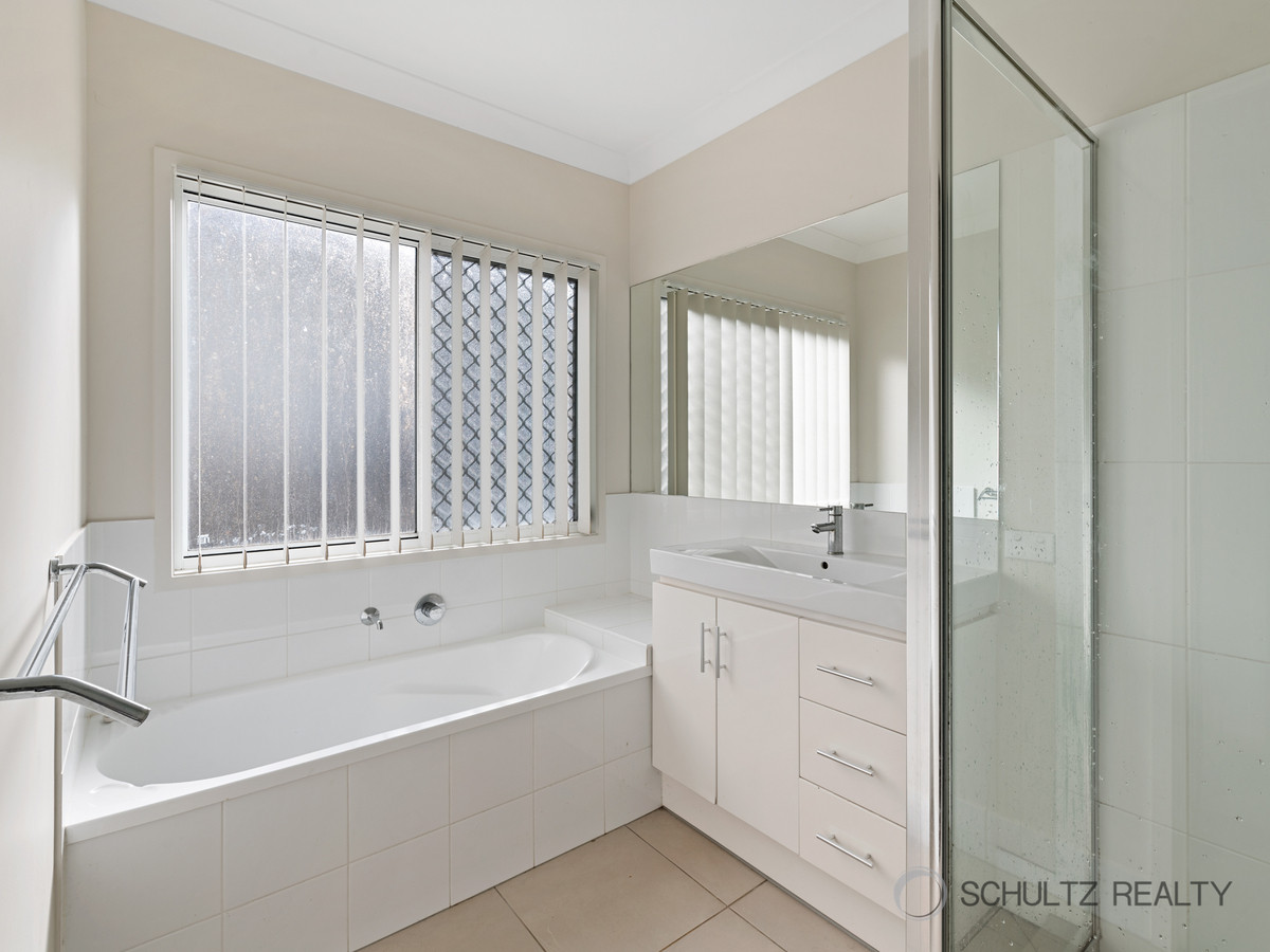 27 Highvale Court, Bahrs Scrub, Australia 4207, 3 Bedrooms Bedrooms, ,2 BathroomsBathrooms,House,Sold,Highvale Court,1230