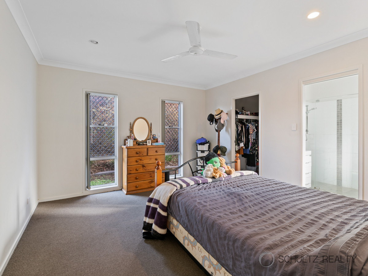 27 Highvale Court, Bahrs Scrub, Australia 4207, 3 Bedrooms Bedrooms, ,2 BathroomsBathrooms,House,Sold,Highvale Court,1230