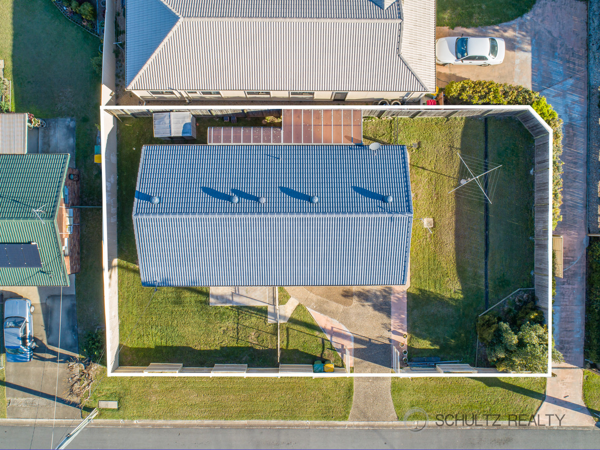 64 Robert Stanley Drive, Mount Warren Park, Australia 4207, 3 Bedrooms Bedrooms, ,1 BathroomBathrooms,House,Sold,Robert Stanley Drive,1245