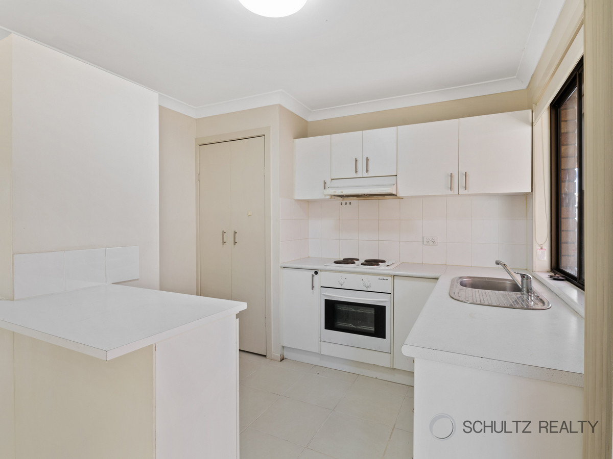 64 Robert Stanley Drive, Mount Warren Park, Australia 4207, 3 Bedrooms Bedrooms, ,1 BathroomBathrooms,House,Sold,Robert Stanley Drive,1245