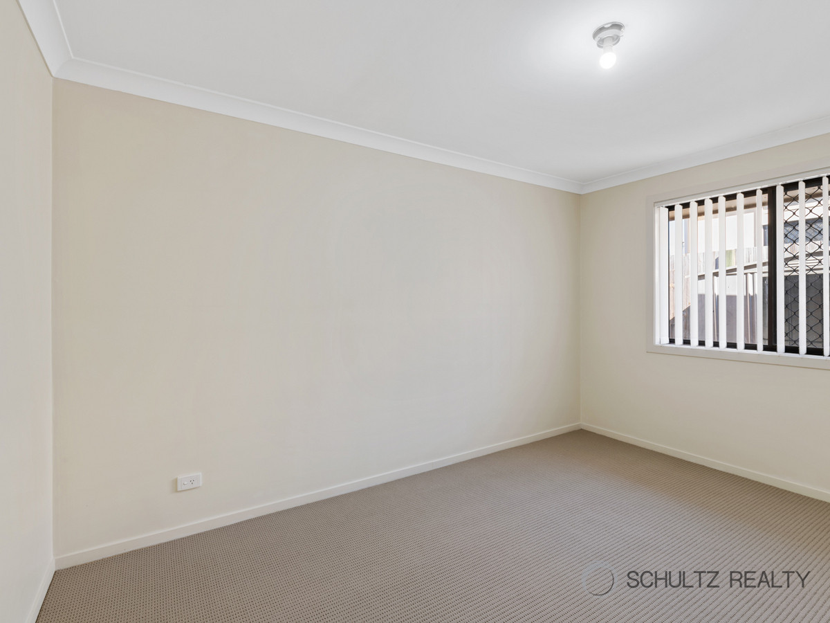 64 Robert Stanley Drive, Mount Warren Park, Australia 4207, 3 Bedrooms Bedrooms, ,1 BathroomBathrooms,House,Sold,Robert Stanley Drive,1245
