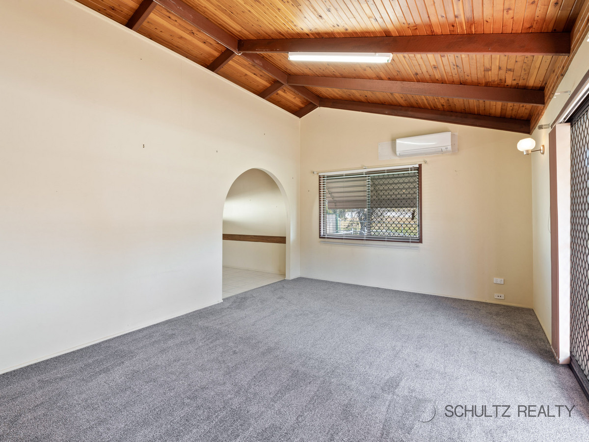 32 Rochester Drive, Mount Warren Park, Australia 4207, 3 Bedrooms Bedrooms, ,1 BathroomBathrooms,House,Sold,Rochester Drive,1244