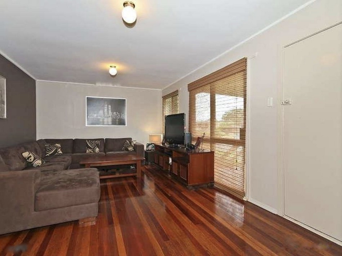 4 Solar Street, Beenleigh, Australia 4207, 5 Bedrooms Bedrooms, ,2 BathroomsBathrooms,House,For sale,Solar Street,1247