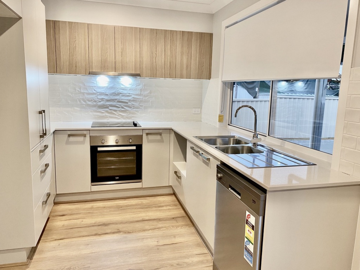 4 Solar Street, Beenleigh, Australia 4207, 5 Bedrooms Bedrooms, ,2 BathroomsBathrooms,House,For sale,Solar Street,1247