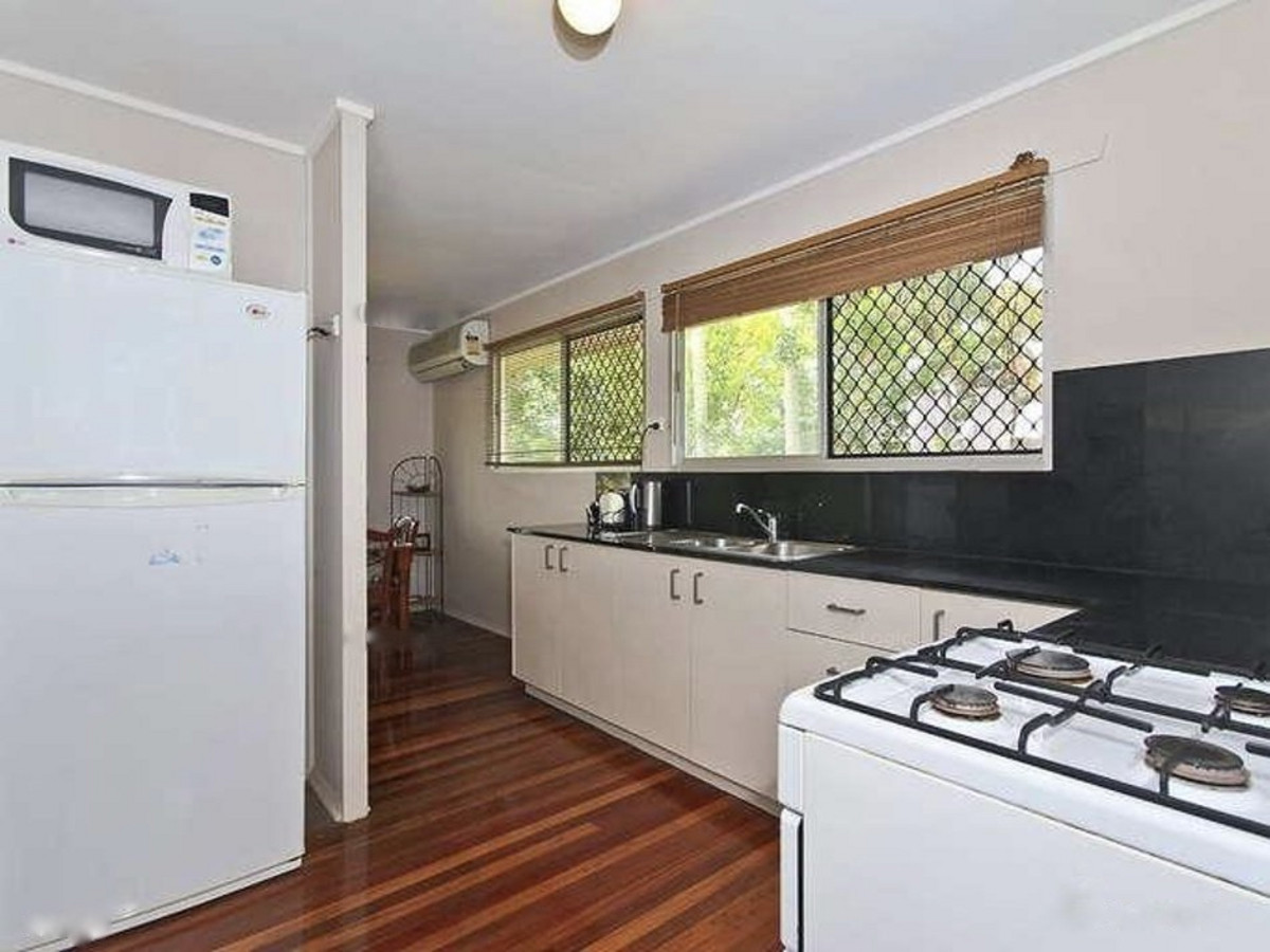 4 Solar Street, Beenleigh, Australia 4207, 5 Bedrooms Bedrooms, ,2 BathroomsBathrooms,House,For sale,Solar Street,1247