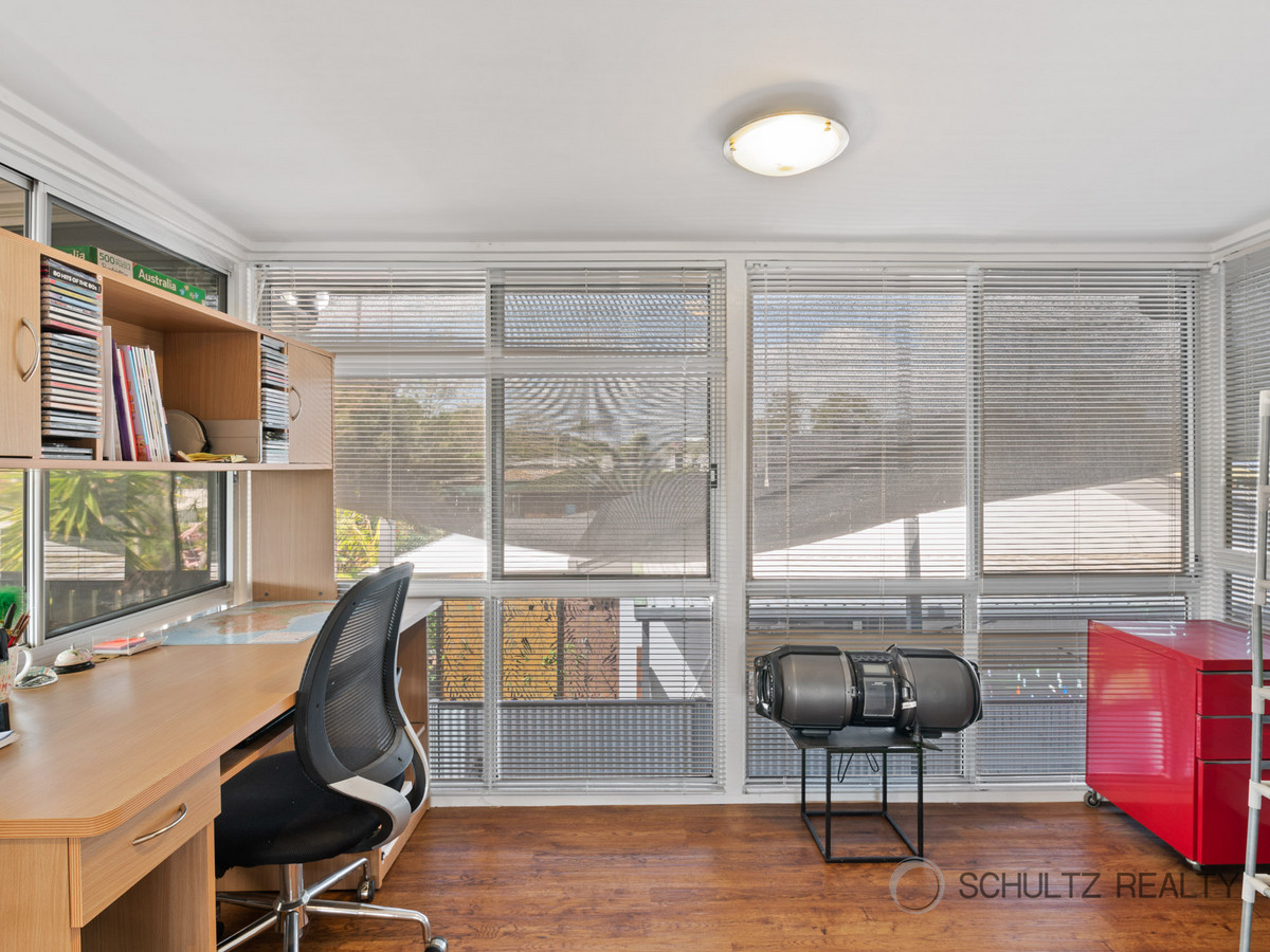 5 Scoresby Street, Mount Warren Park, Australia 4207, 3 Bedrooms Bedrooms, ,2 BathroomsBathrooms,House,For sale,Scoresby Street,1246