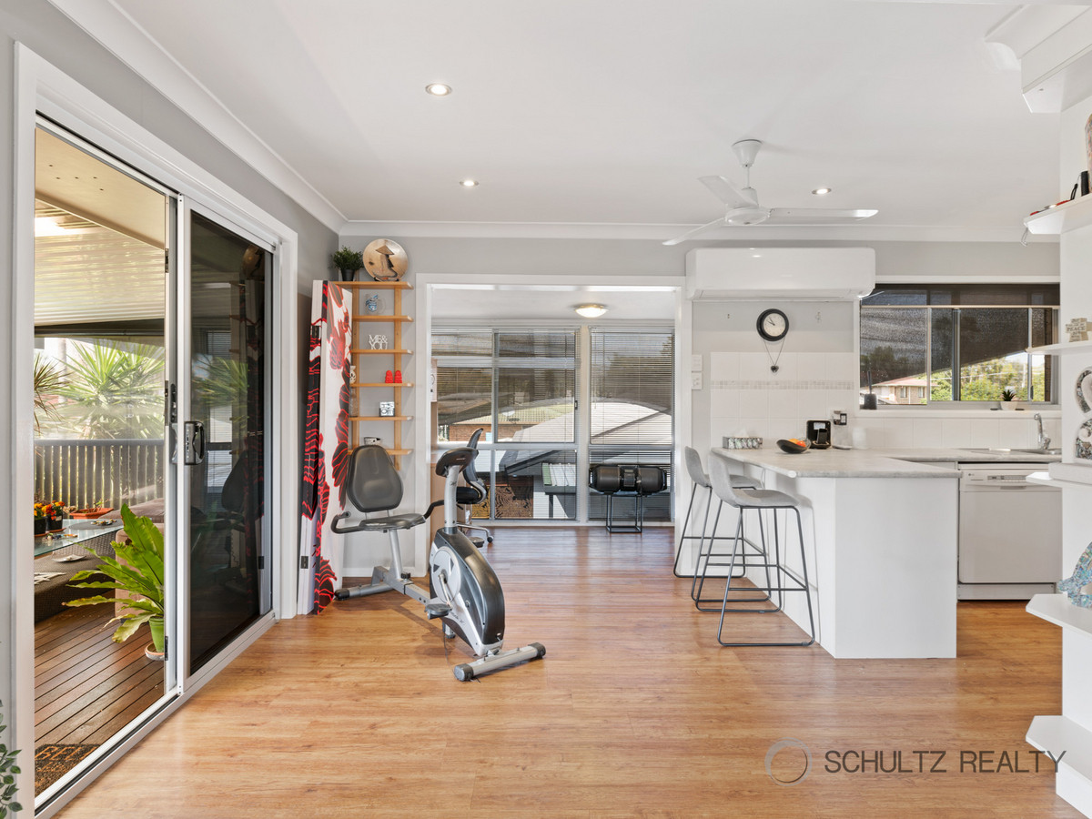 5 Scoresby Street, Mount Warren Park, Australia 4207, 3 Bedrooms Bedrooms, ,2 BathroomsBathrooms,House,For sale,Scoresby Street,1246