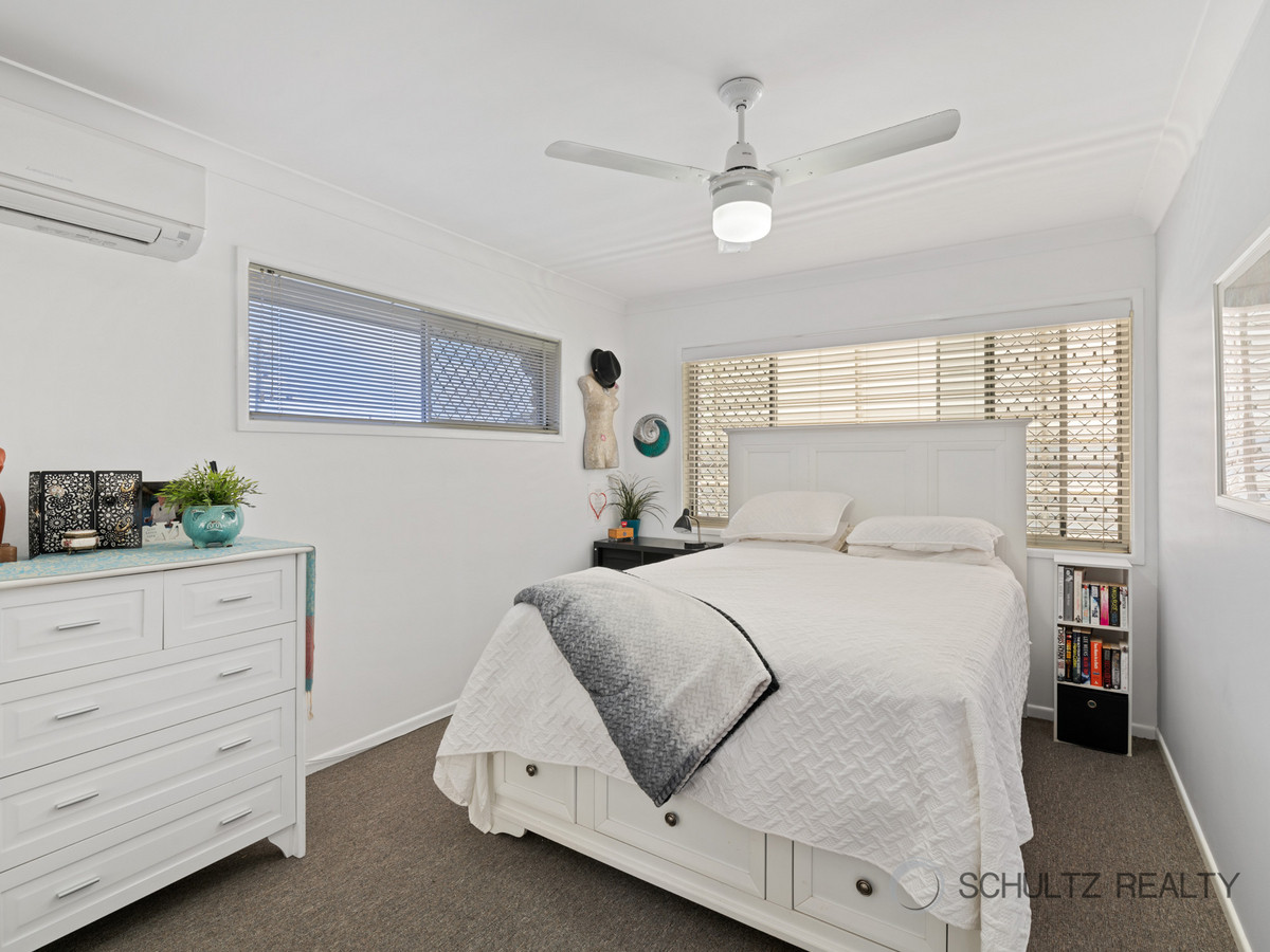 5 Scoresby Street, Mount Warren Park, Australia 4207, 3 Bedrooms Bedrooms, ,2 BathroomsBathrooms,House,For sale,Scoresby Street,1246
