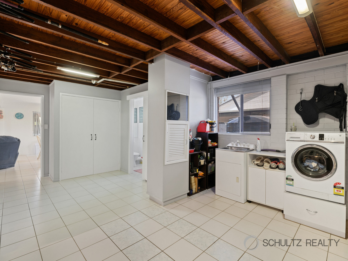 5 Scoresby Street, Mount Warren Park, Australia 4207, 3 Bedrooms Bedrooms, ,2 BathroomsBathrooms,House,For sale,Scoresby Street,1246