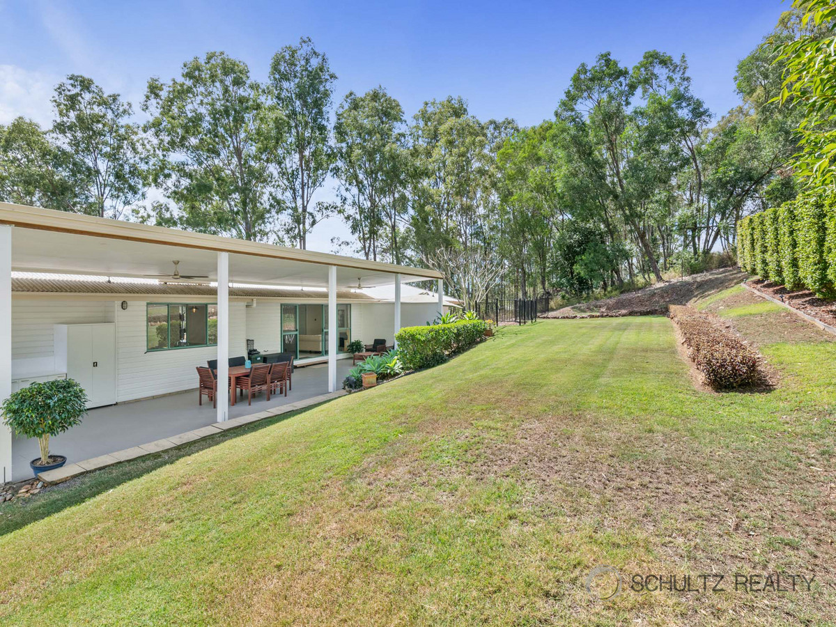 10-12 Hillview Crescent, Bahrs Scrub, Australia 4207, 4 Bedrooms Bedrooms, ,2 BathroomsBathrooms,House,For sale,Hillview Crescent,1249