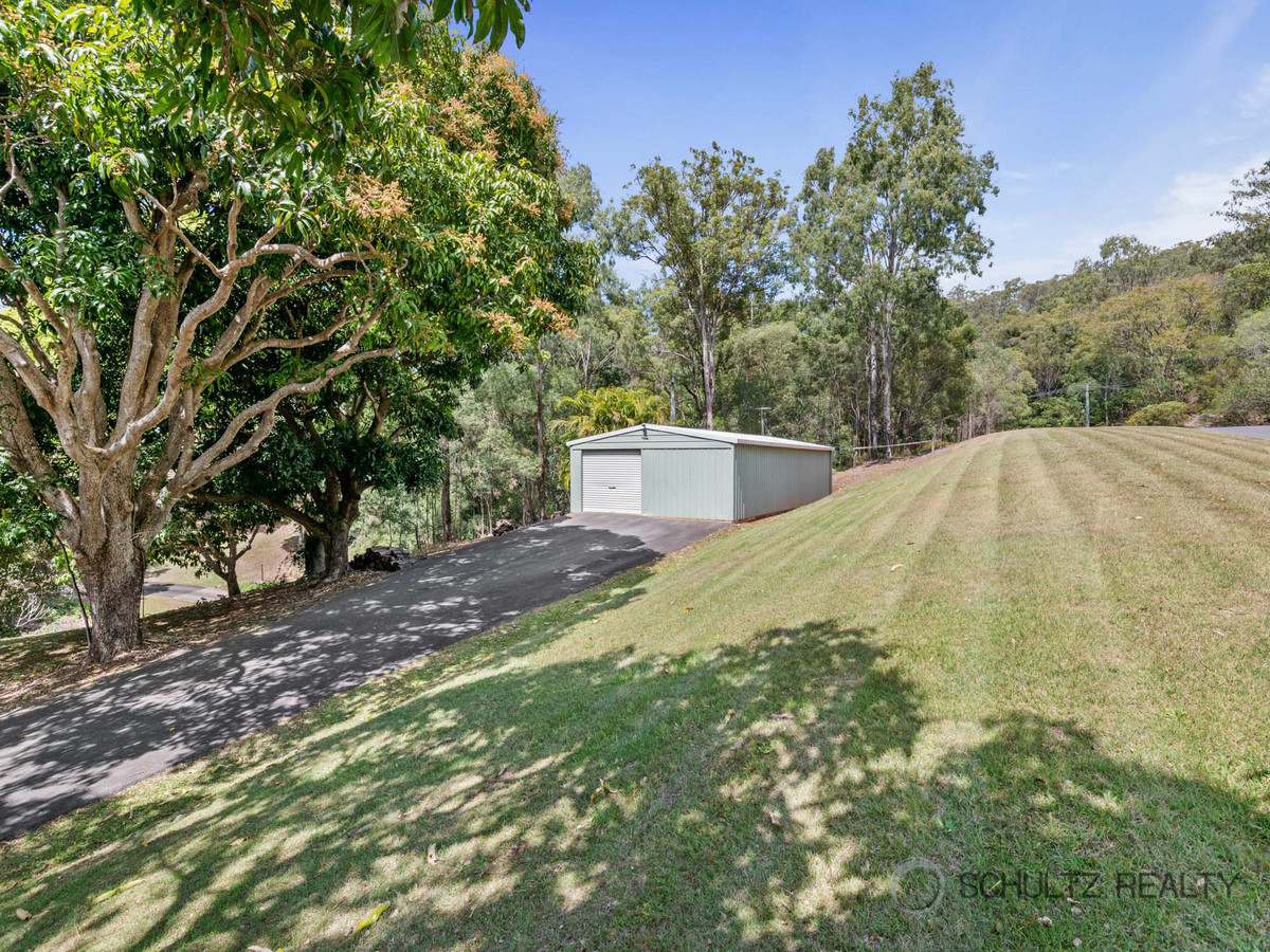 10-12 Hillview Crescent, Bahrs Scrub, Australia 4207, 4 Bedrooms Bedrooms, ,2 BathroomsBathrooms,House,For sale,Hillview Crescent,1249