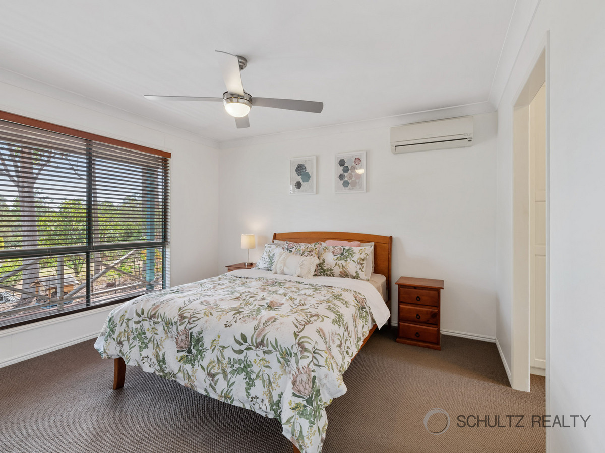 10-12 Hillview Crescent, Bahrs Scrub, Australia 4207, 4 Bedrooms Bedrooms, ,2 BathroomsBathrooms,House,For sale,Hillview Crescent,1249