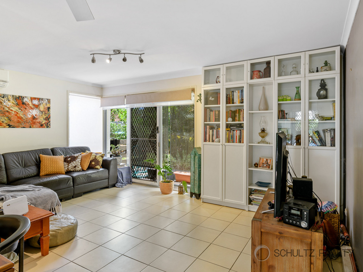 14 Schweitzer Street, Mount Warren Park, Australia 4207, 2 Bedrooms Bedrooms, ,1 BathroomBathrooms,House,Sold,Schweitzer Street,1255