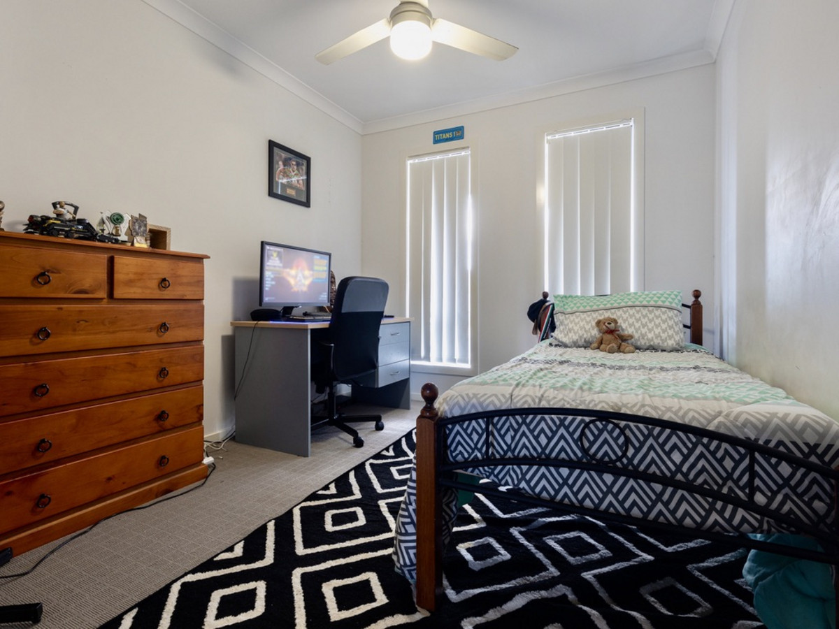 7 Skyline Circuit, Bahrs Scrub, Australia 4207, 4 Bedrooms Bedrooms, ,2 BathroomsBathrooms,House,For sale,Skyline Circuit,1262