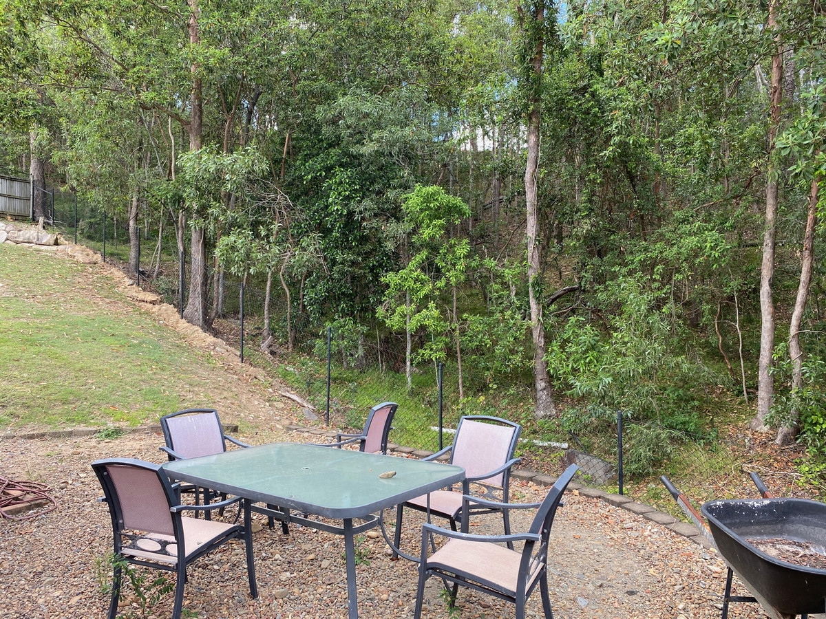 11 Breeze Court, Mount Warren Park, Australia 4207, 5 Bedrooms Bedrooms, ,2 BathroomsBathrooms,House,For sale,Breeze Court,1268