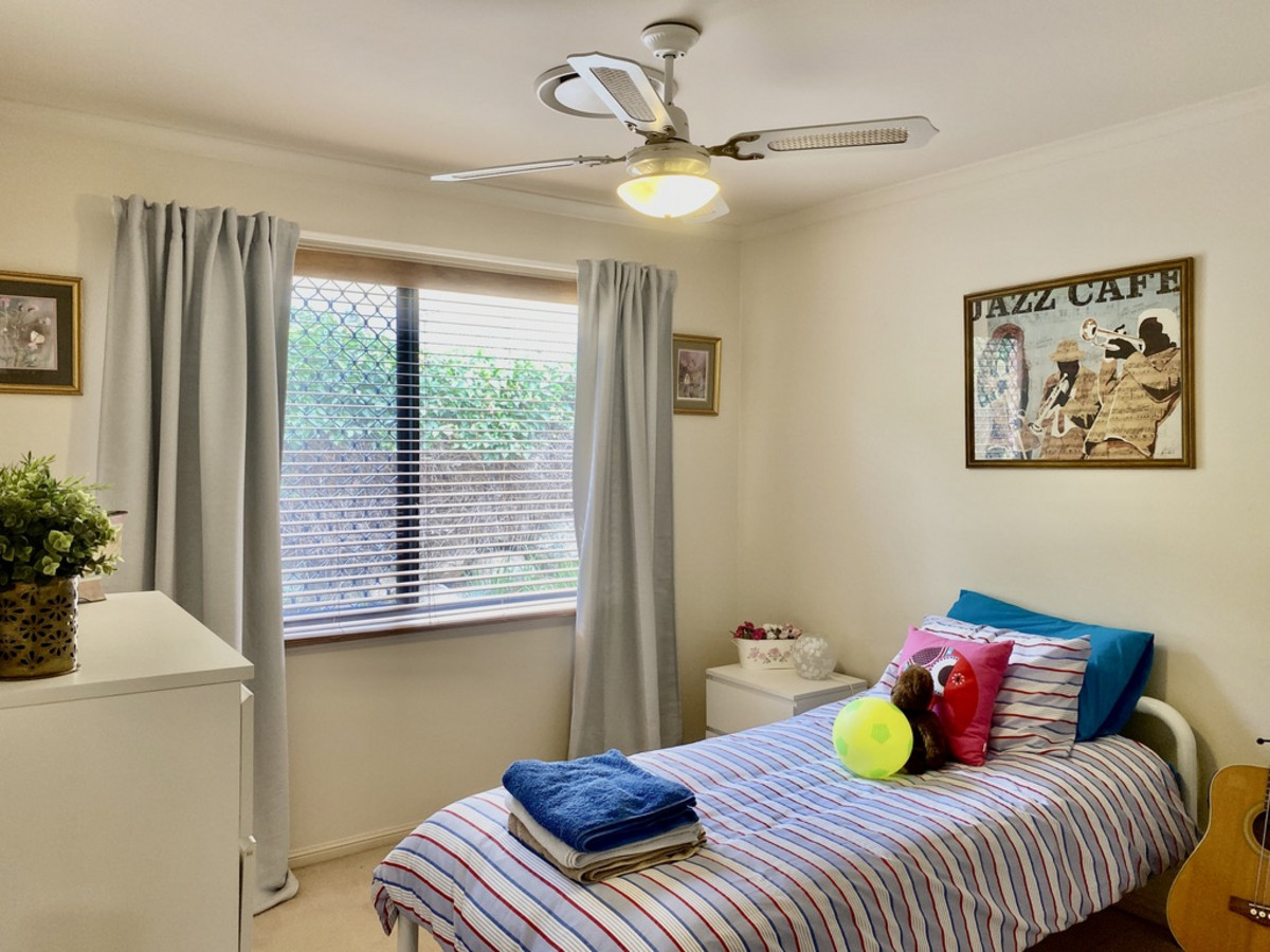 14 Forestglen Crescent, Bahrs Scrub, Australia 4207, 4 Bedrooms Bedrooms, ,2 BathroomsBathrooms,House,For sale,Forestglen Crescent,1269