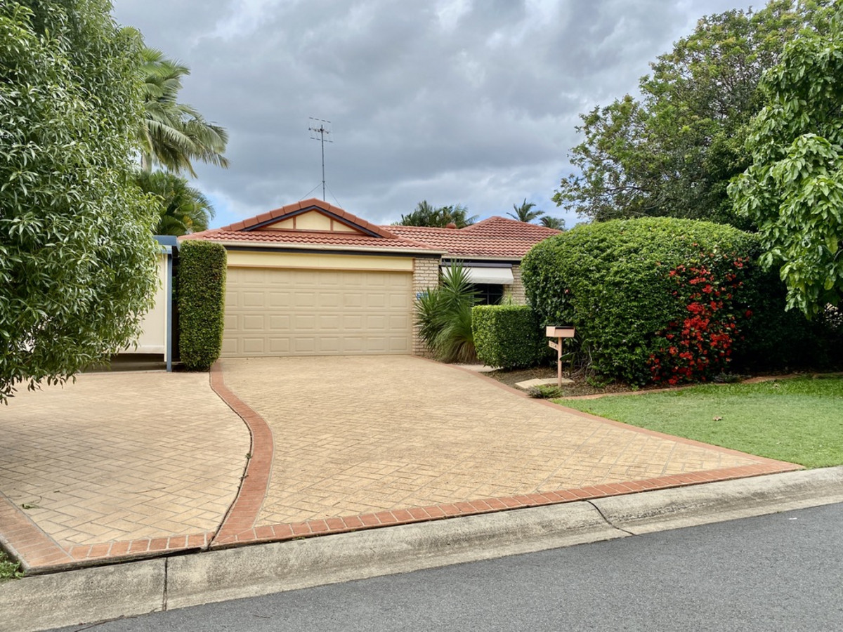 14 Forestglen Crescent, Bahrs Scrub, Australia 4207, 4 Bedrooms Bedrooms, ,2 BathroomsBathrooms,House,For sale,Forestglen Crescent,1269