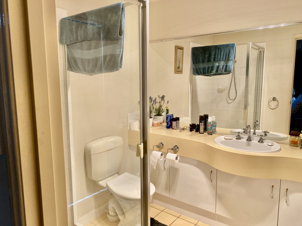 14 Forestglen Crescent, Bahrs Scrub, Australia 4207, 4 Bedrooms Bedrooms, ,2 BathroomsBathrooms,House,For sale,Forestglen Crescent,1269