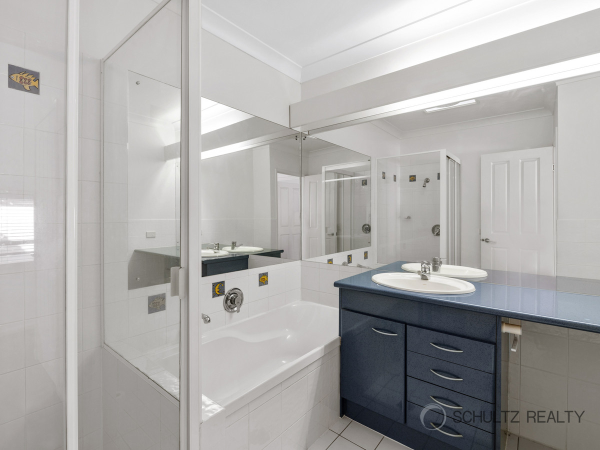 125 Hansford Road, Coombabah, Australia 4216, 3 Bedrooms Bedrooms, ,2 BathroomsBathrooms,Townhouse,For sale,Hansford Road,1270