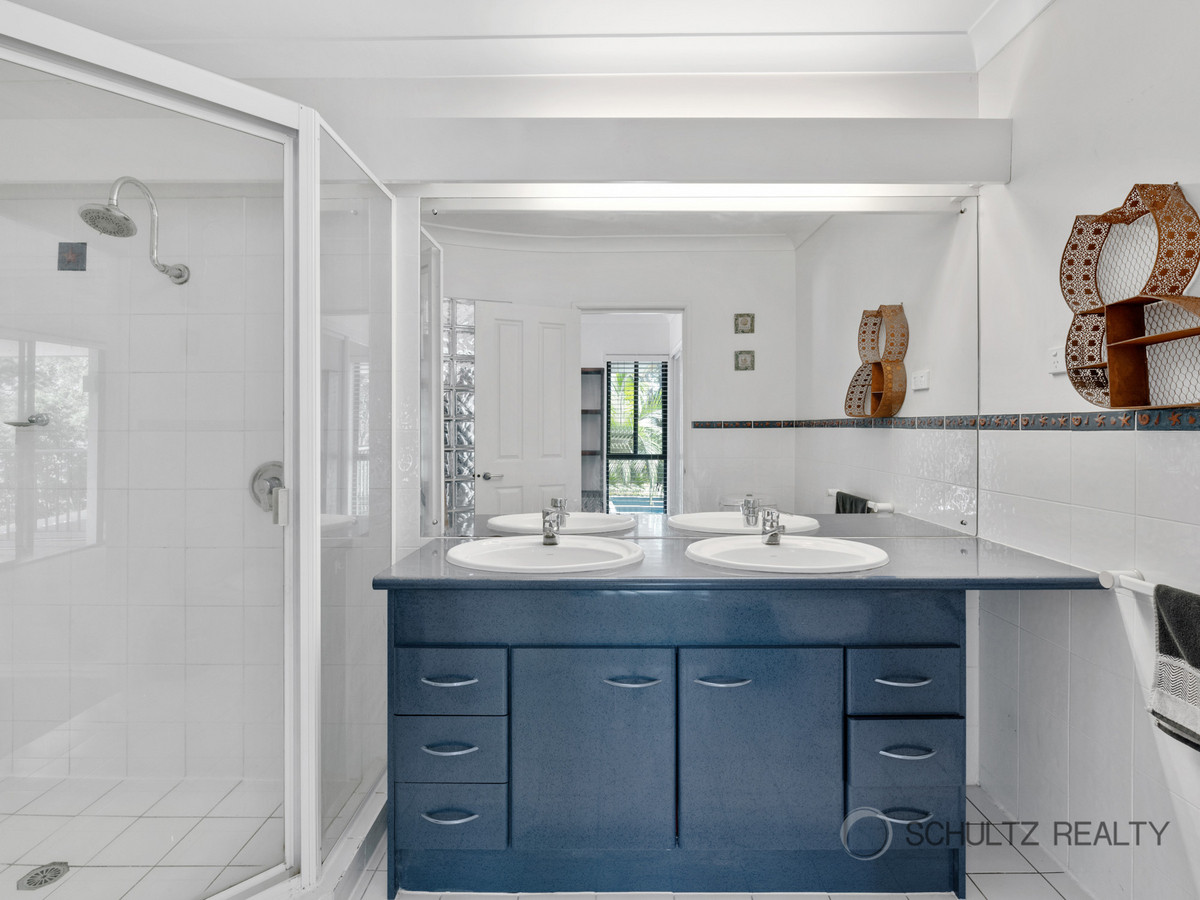 125 Hansford Road, Coombabah, Australia 4216, 3 Bedrooms Bedrooms, ,2 BathroomsBathrooms,Townhouse,For sale,Hansford Road,1270