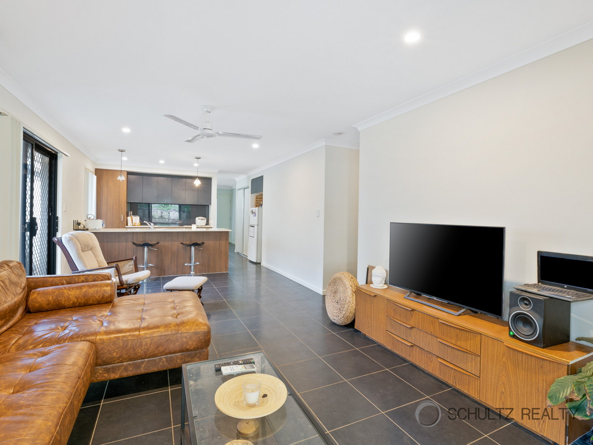 33 Meander Circuit, Holmview, Australia 4207, 4 Bedrooms Bedrooms, ,2 BathroomsBathrooms,House,For sale,Meander Circuit,1273